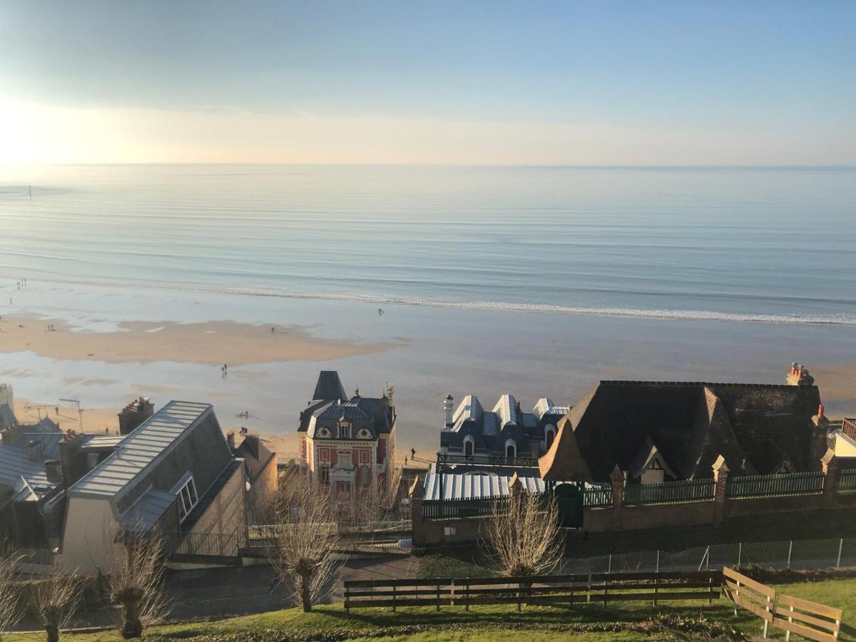 Ferienwohnung Domaine des Roches Trouville-sur-Mer Exterior foto